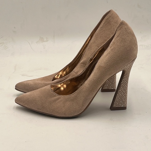 Nine West Elegant Gray High Heels - Picture 4 of 7